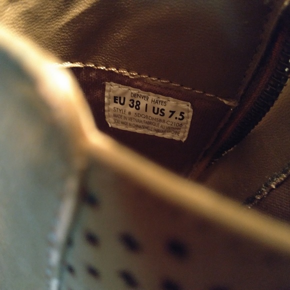 DH faux suede booties - Picture 3 of 3